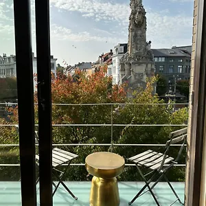 https://luxury-2-bedroom-apart.brusselshotelsbook.com